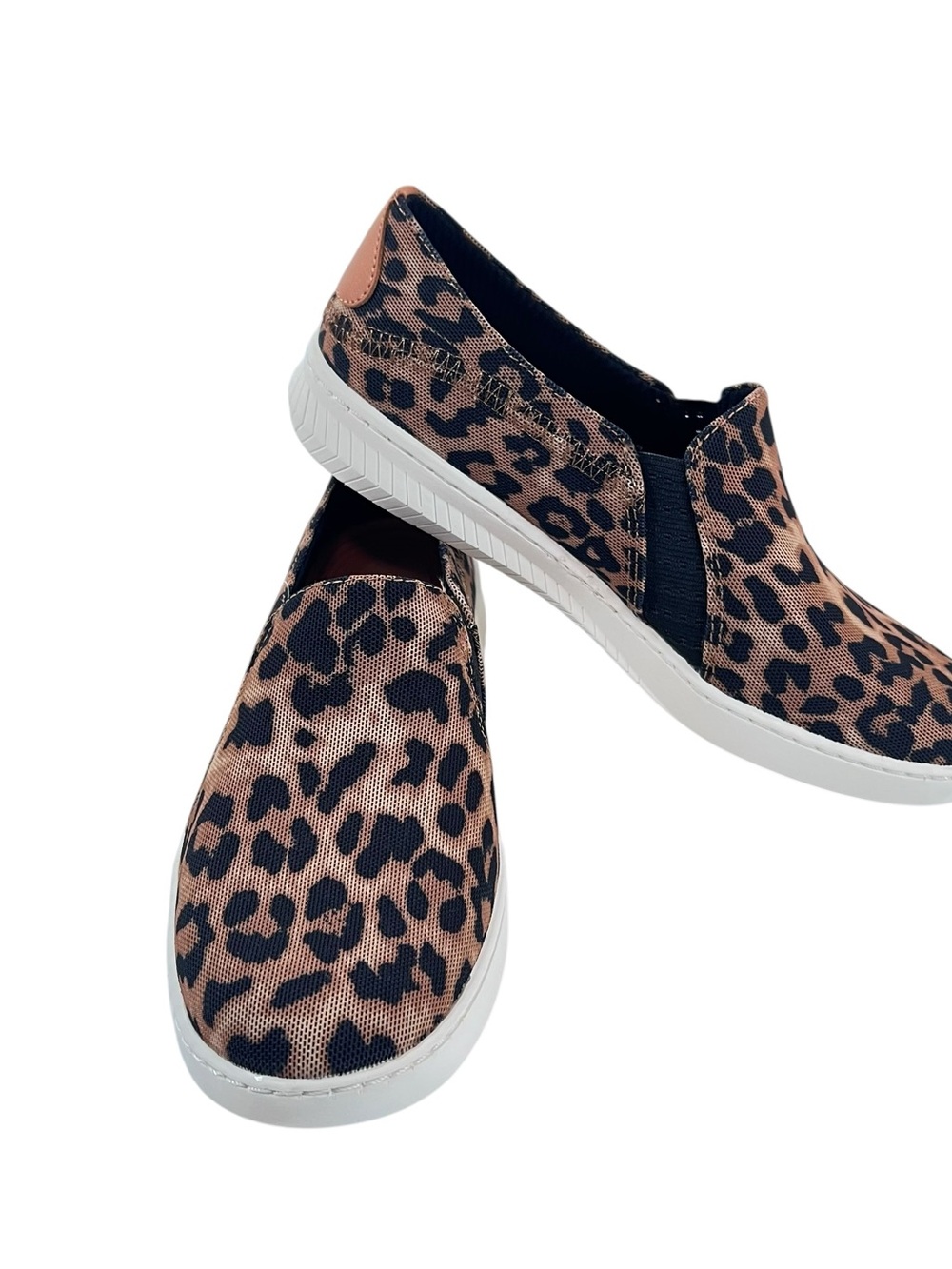 Baretraps Yadier Slip In Loafers Womens Size 7 Auburn Leopard New